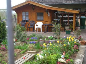 spring garden Munderkinden.JPG