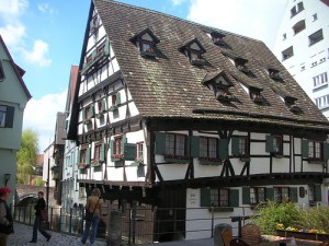Ulm Old Town house.JPG