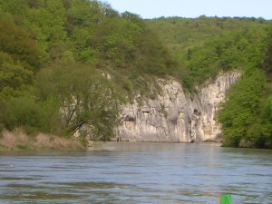 Danube cliffs view.JPG