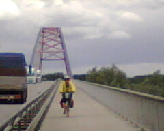 Boog  on bridge.jpg